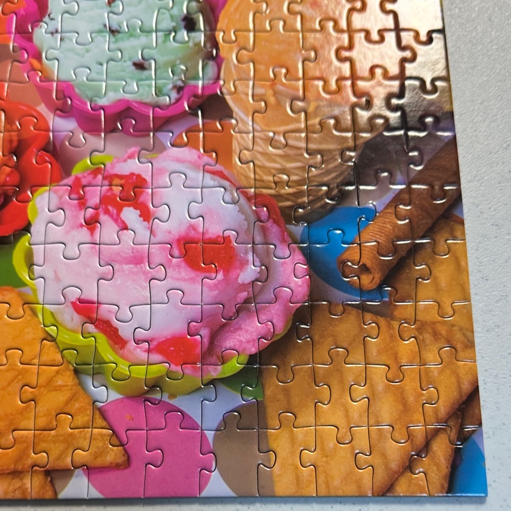 Kodak Vibrant Ice-cream Puzzle with Assorted Colors 27”x20” 1,000 pieces - Picture 7 of 13